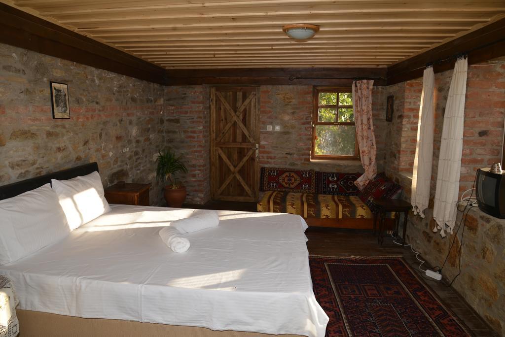 Sirince Dogadaki Evler Hotel Selcuk ภายนอก รูปภาพ